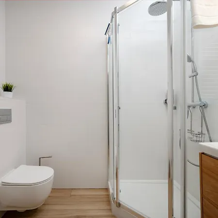 Moja Retkinia Superior By Bookinghost Lejlighed